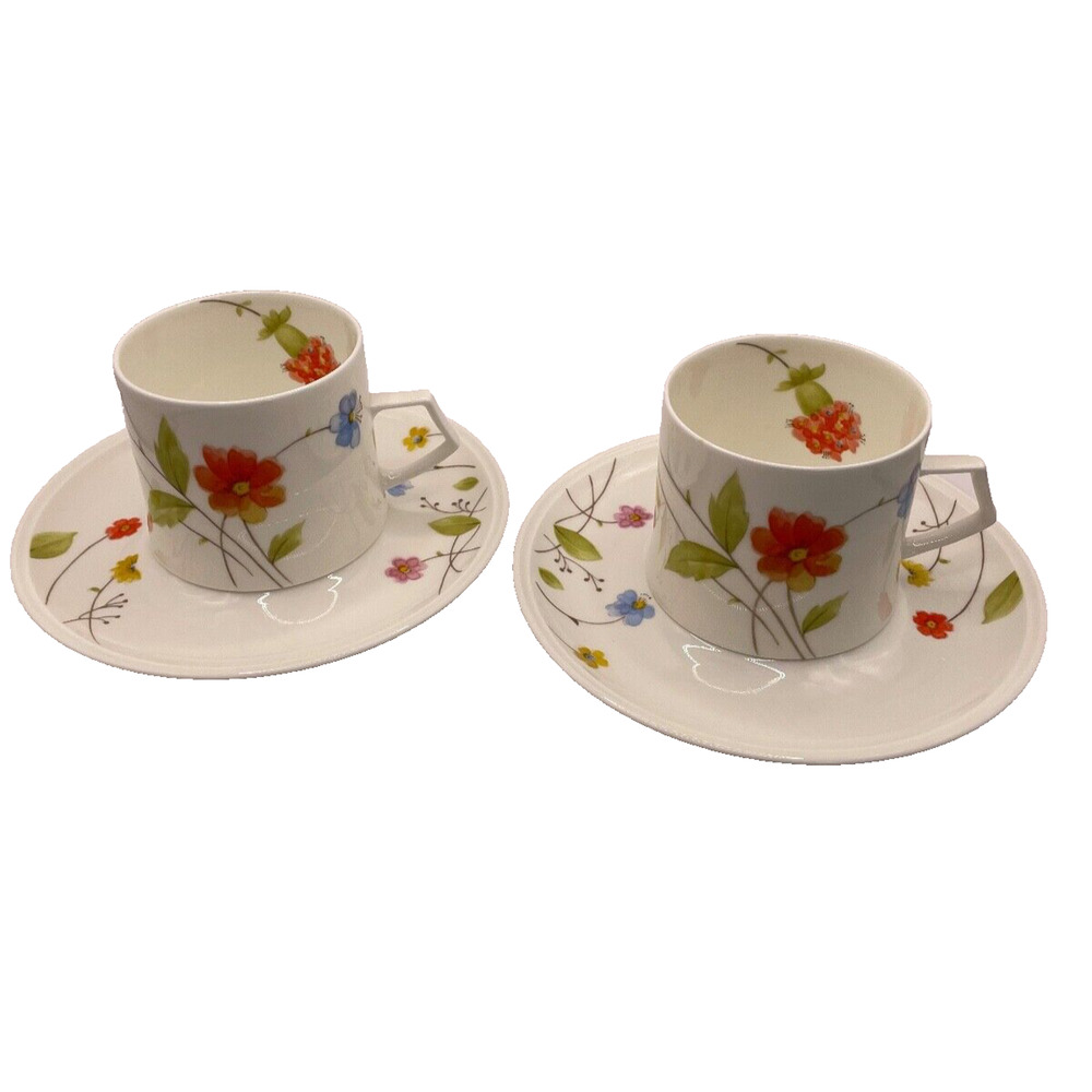 VTG Mikasa "JUST FLOWERS" Bone China Set of (2) Two Tea Cups & Saucers 1 teapot